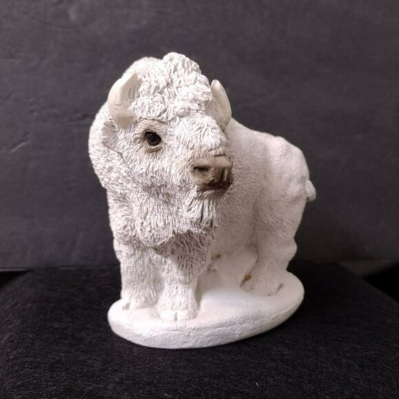 Stone Critters White Buffalo Figurine SC-459 UDC 1992 4" Animal Bison Statue - Picture 1 of 9